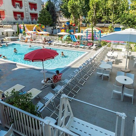 Hotel Eiffel Rimini Eksteriør billede
