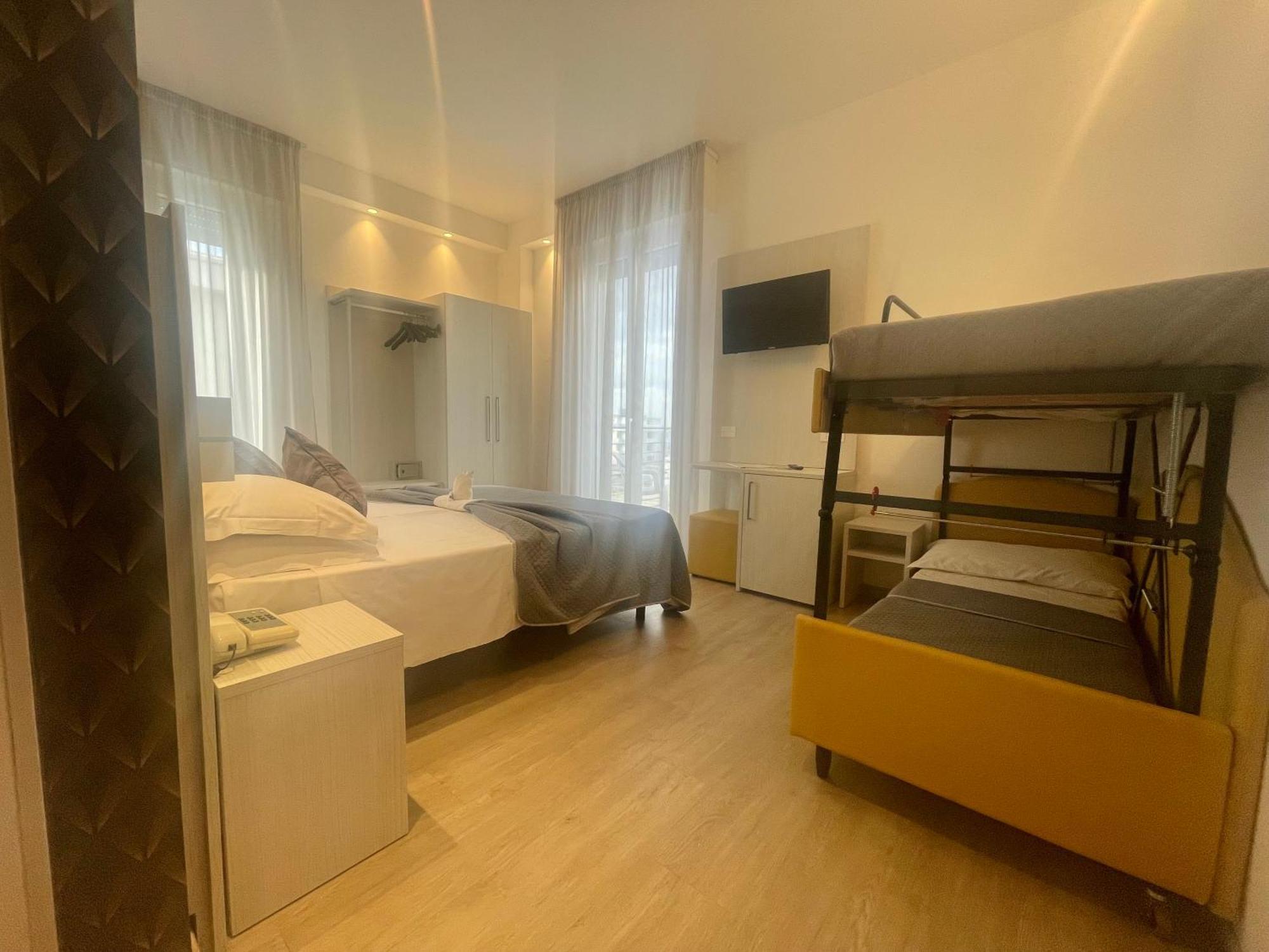 Hotel Eiffel Rimini Eksteriør billede